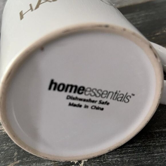 Ceramic Coffee Mug "Hello There Handsome" 11 Oz White & Gold - Dishwasher Safe - Picture 3 of 5